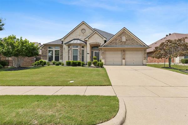 6048 Cedar Glen Drive, Grand Prairie, TX 75052