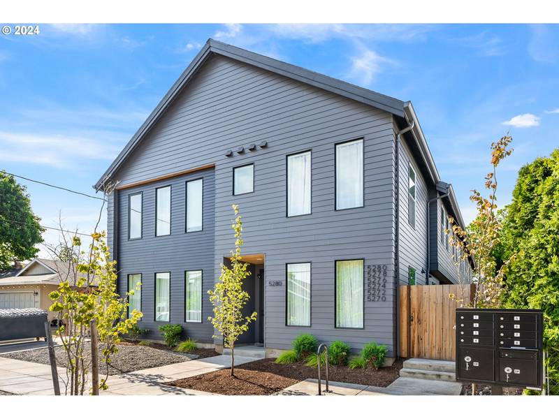 5272 SE LAFAYETTE ST #5, Portland, OR 97206