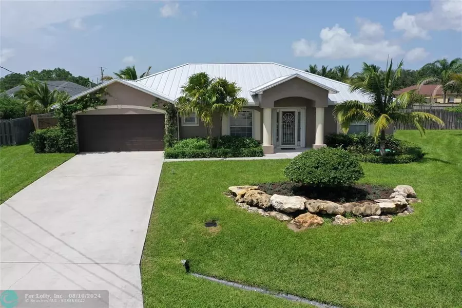 5645 NW Lorna Court, Port St Lucie, FL 34986