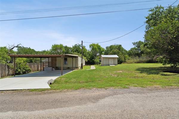 5504 Belaire Circle, Granbury, TX 76048