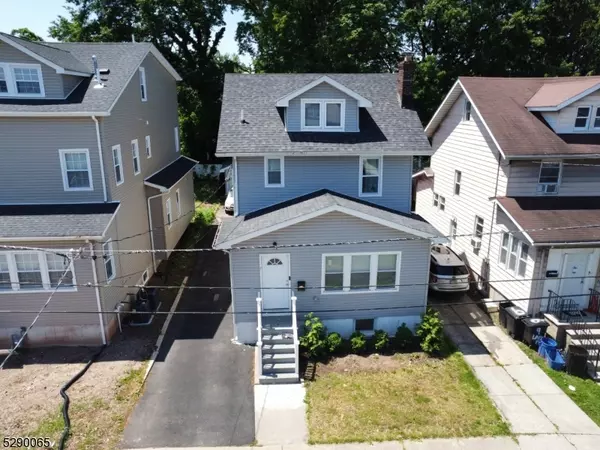 Irvington Twp., NJ 07111,7 Lafayette Pl