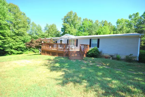 5715 New London RD, Forest, VA 24551