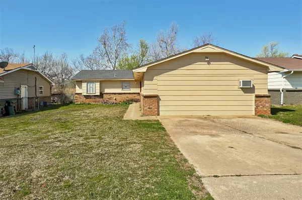 Midwest City, OK 73110,1233 Lauren Lane