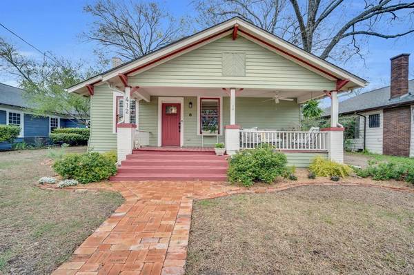 412 W Parks Avenue, Waxahachie, TX 75165