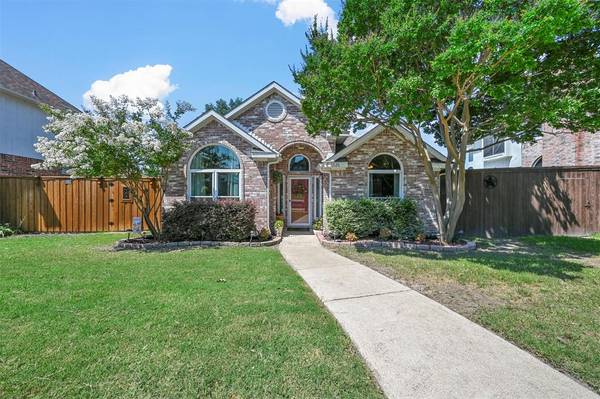 6526 Sturbridge Drive, Rowlett, TX 75089