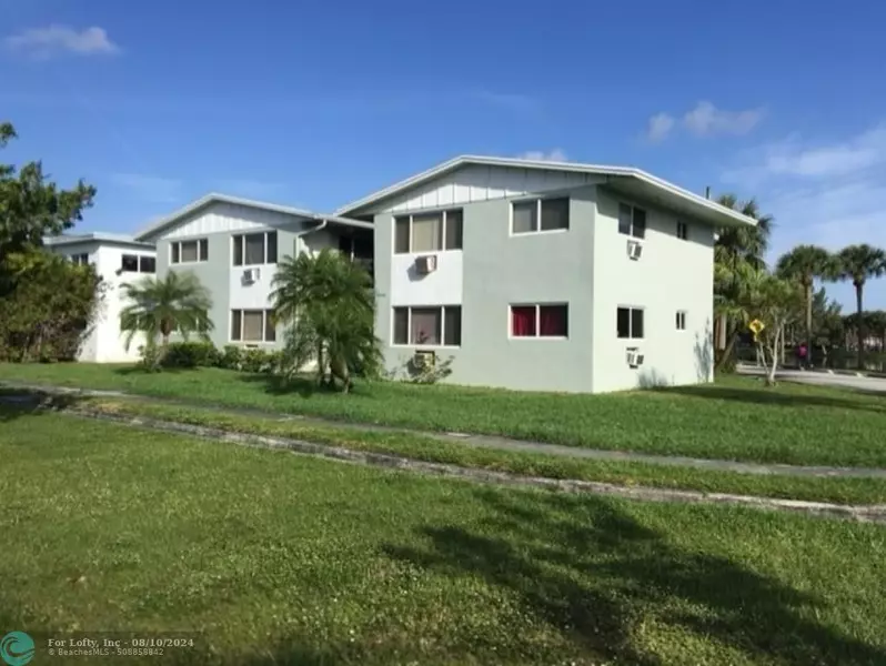 1441 NE 171st St  #4, North Miami Beach, FL 33162