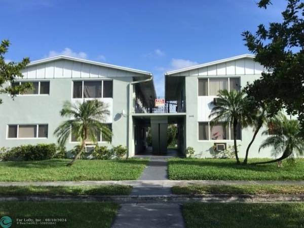 North Miami Beach, FL 33162,1441 NE 171st St  #4