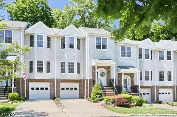 45 Rockcreek Ter, Riverdale Boro, NJ 07457