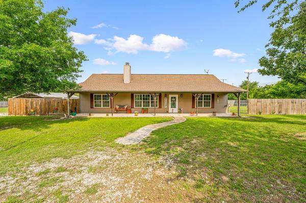 266 Mills Street, Dublin, TX 76446