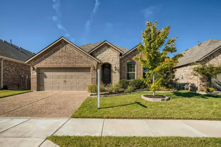 3033 Sangria Lane, Fort Worth, TX 76177