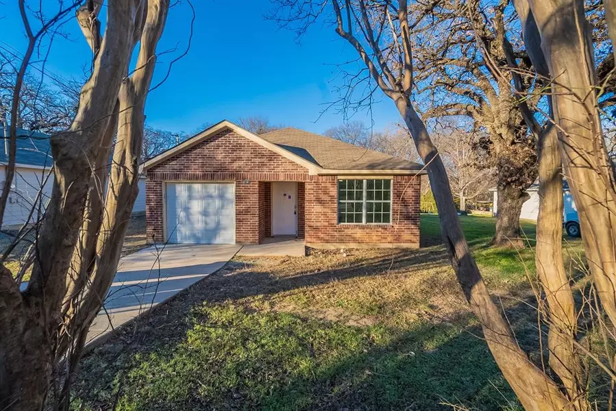 8341 Lake Anna Drive, Dallas, TX 75217