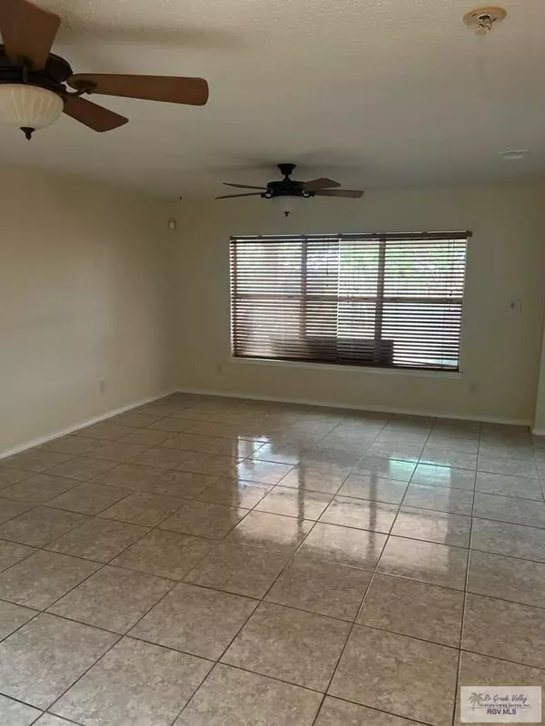 Los Fresnos, TX 78566,2054 BAJA CIR.