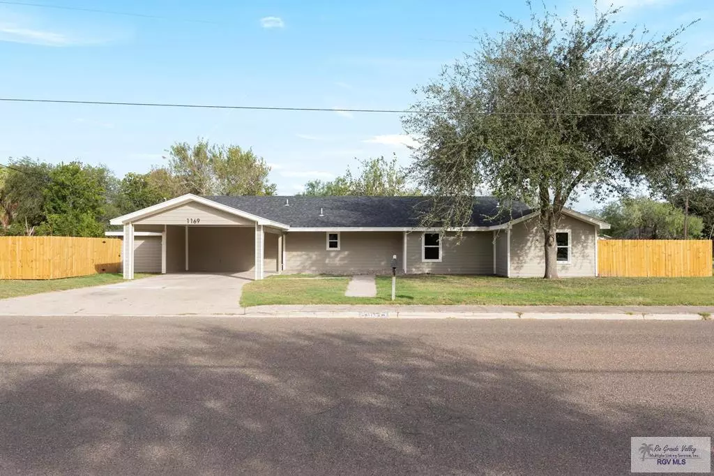 Raymondville, TX 78580,1169 S 10TH ST.