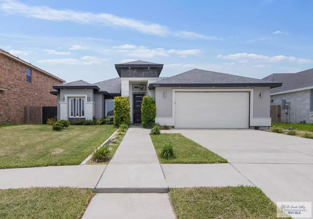 Los Fresnos, TX 78566,9249 ARECA PALM