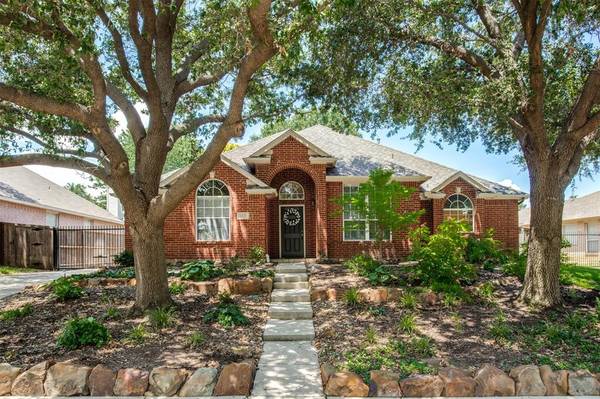 1421 Berne Lane, Lewisville, TX 75067