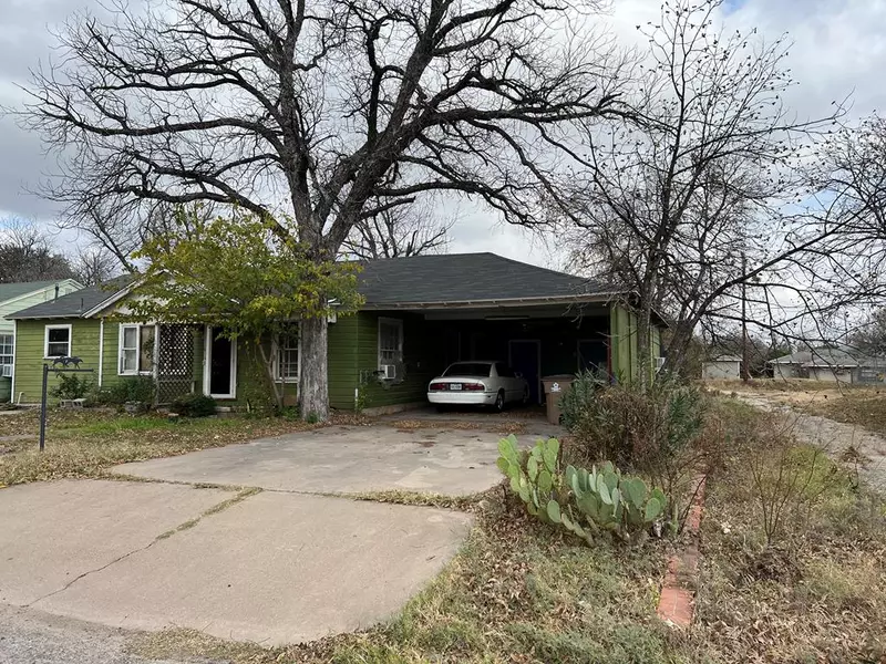 1218 S Van Buren St, San Angelo, TX 76904