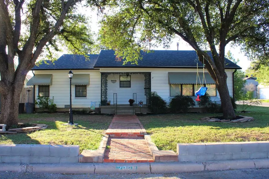 2029 Conchita St, San Angelo, TX 76901