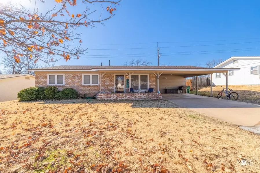 1953 St Mary St, San Angelo, TX 76904