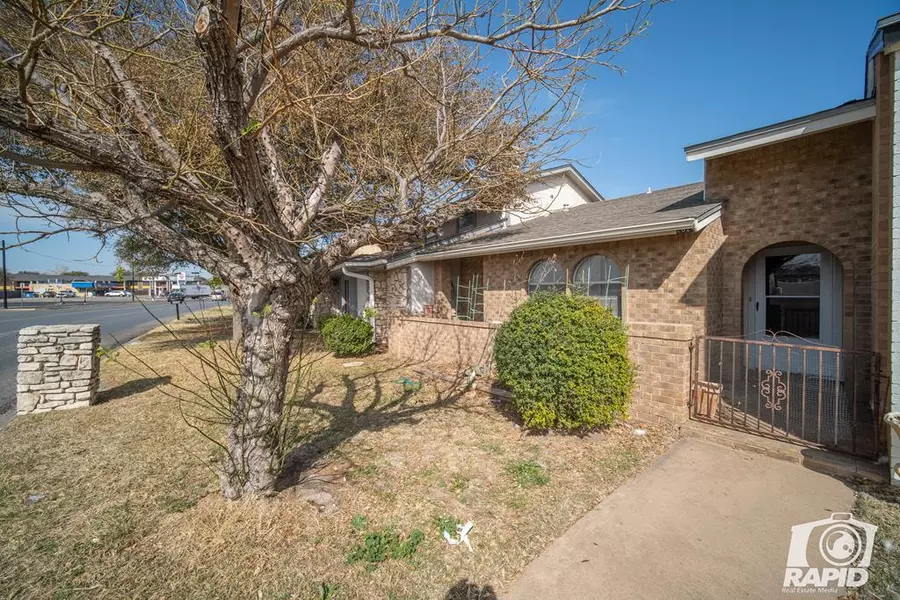 2624 Sunset Dr, San Angelo, TX 76904