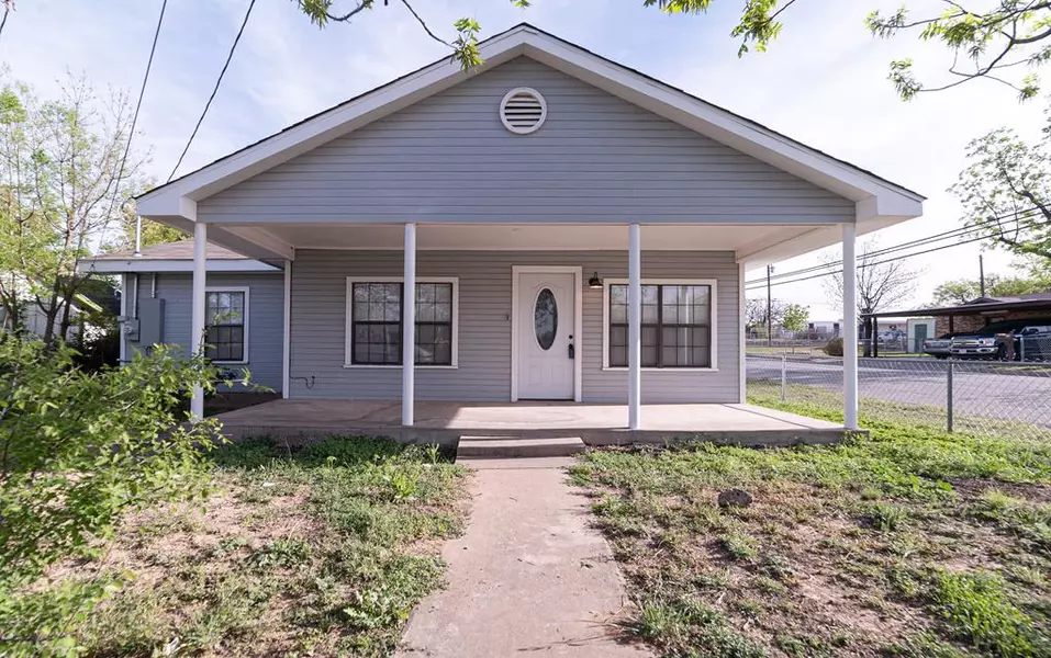 129 W Ave S, San Angelo, TX 76901