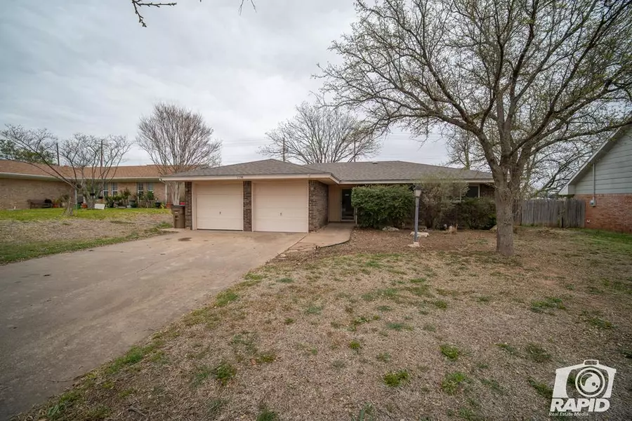 3138 Edgewood Dr, San Angelo, TX 76903