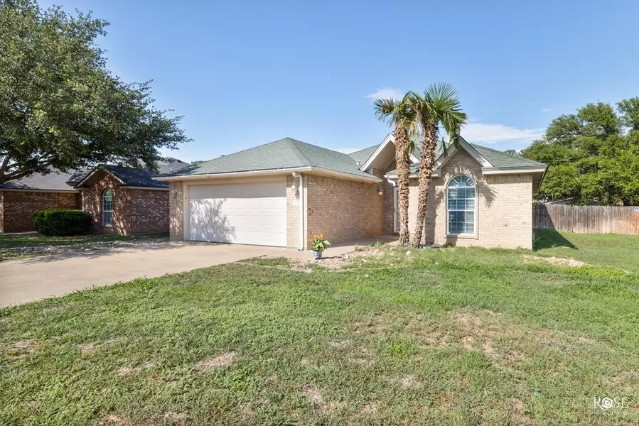 1722 Louise Dr, San Angelo, TX 76901