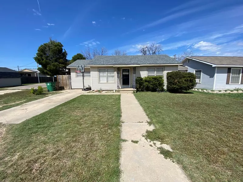 2606 Guadalupe St, San Angelo, TX 76901