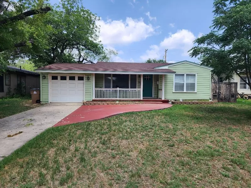 2406 W Beauregard Ave, San Angelo, TX 76901