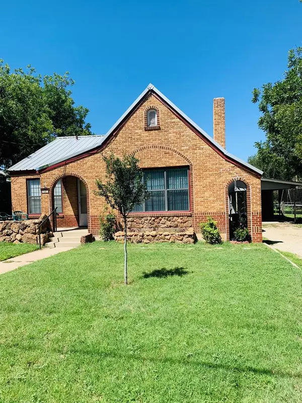 1341 S Tyler St, San Angelo, TX 76901