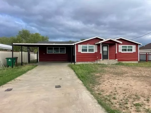 1006 E 40th St, San Angelo, TX 76903