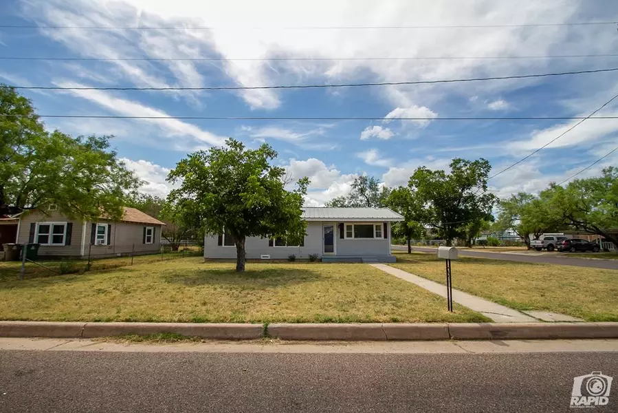 121 W 25th St, San Angelo, TX 76903