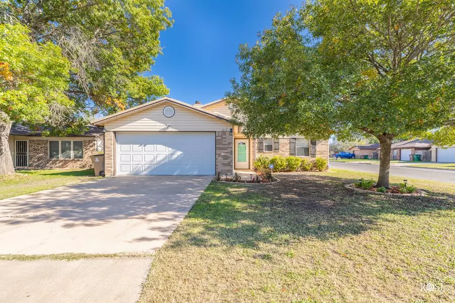 1218 Toby Lane, San Angelo, TX 76903