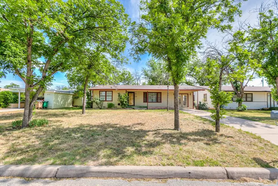 213 River Oaks St, San Angelo, TX 76903