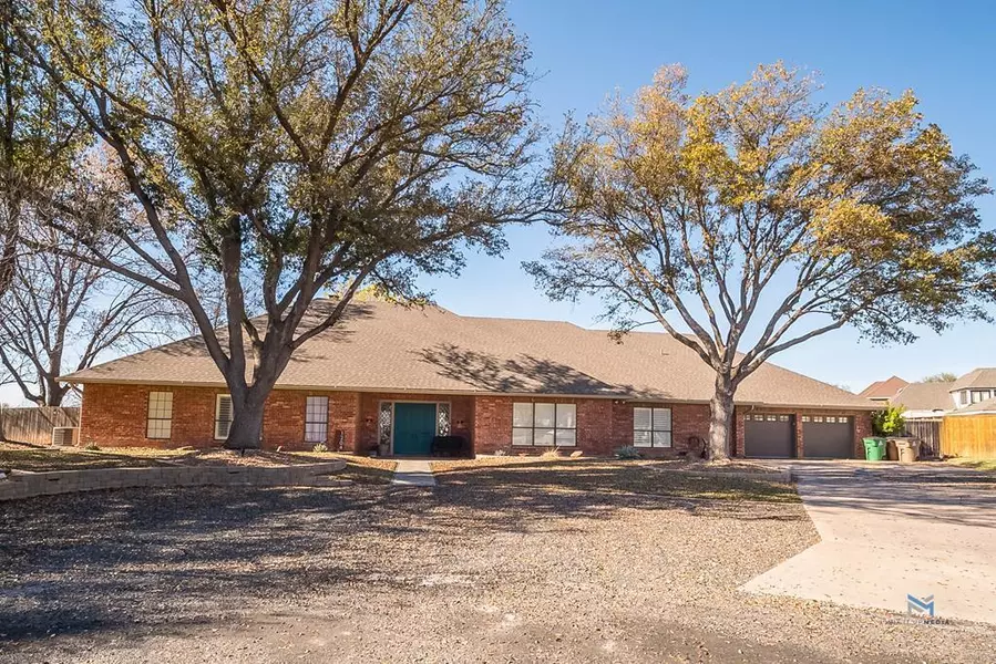 1204 Pinehurst Court, San Angelo, TX 76904