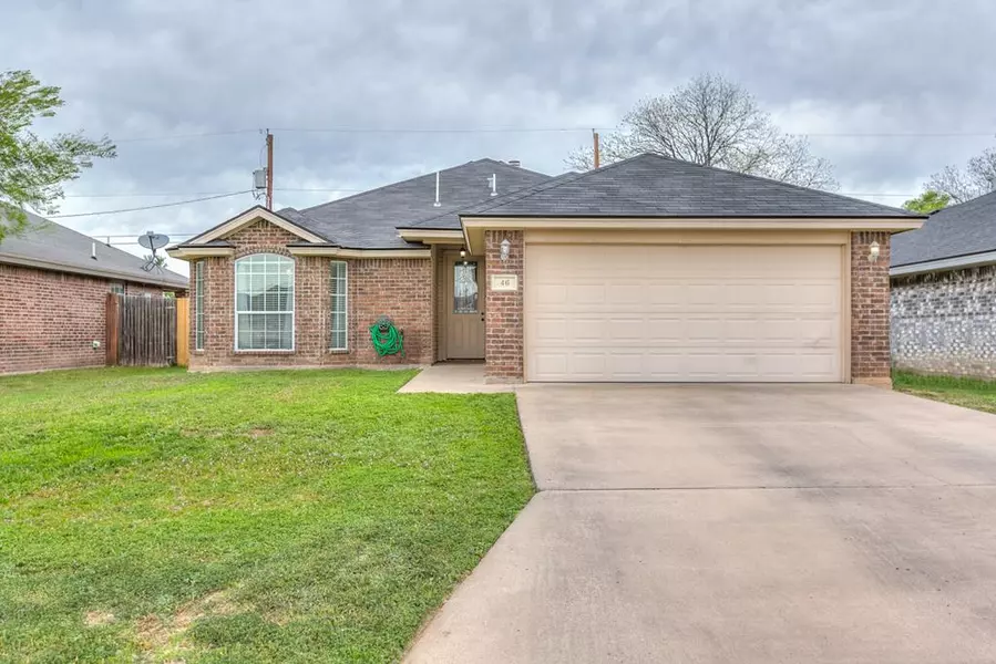 46 Amberwood Dr, San Angelo, TX 76903