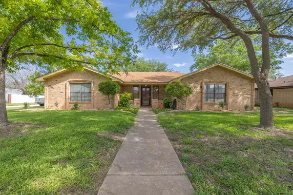 San Angelo, TX 76904,5106 Green Valley Trail