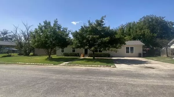 807 Highland Ave,  Eldorado,  TX 76936