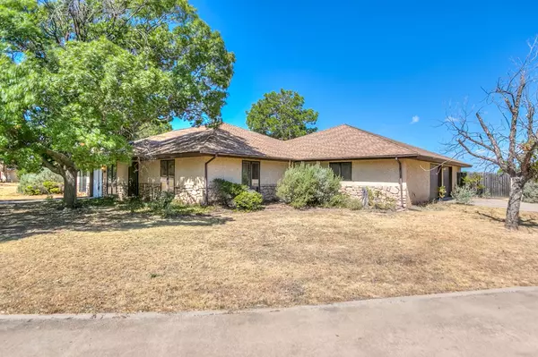 San Angelo, TX 76901,122 Bagpipe Rd