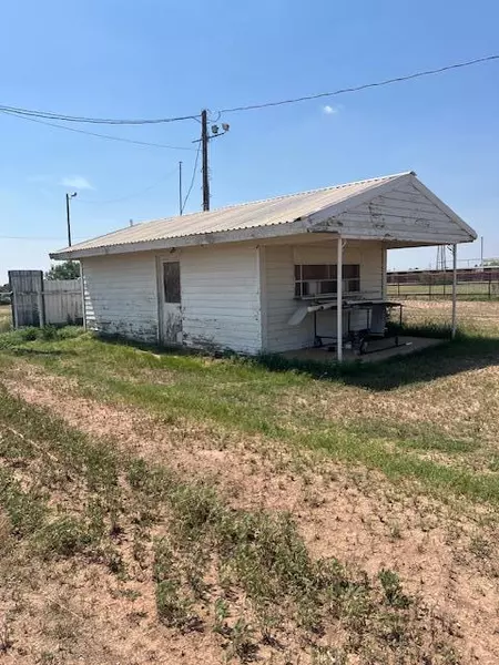 3613 E FM 2105, San Angelo, TX 76903