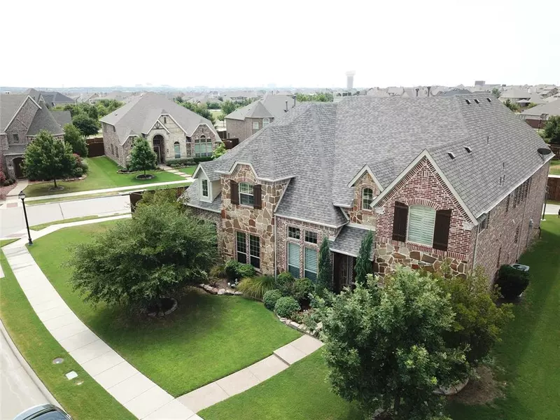 2779 Sharlis Drive, Frisco, TX 75036