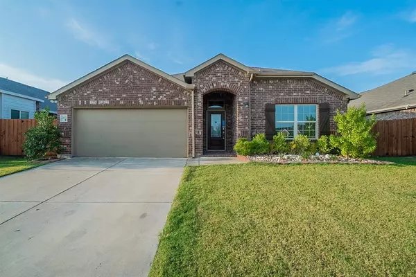 2132 Blakehill Drive, Heartland, TX 75126