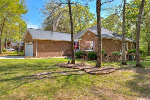 Manning, SC 29102,724 Oak Hill Drive