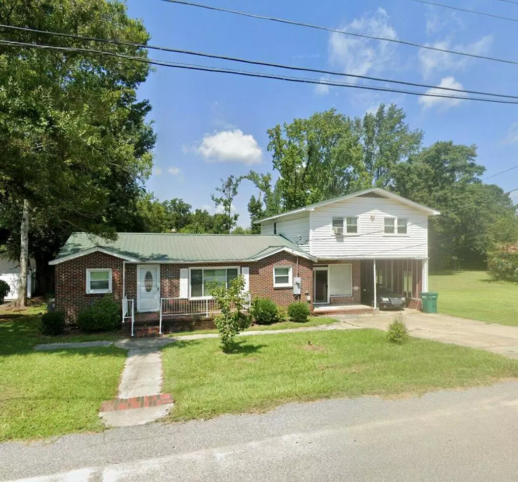 Summerton, SC 29148,1048 Hill St.