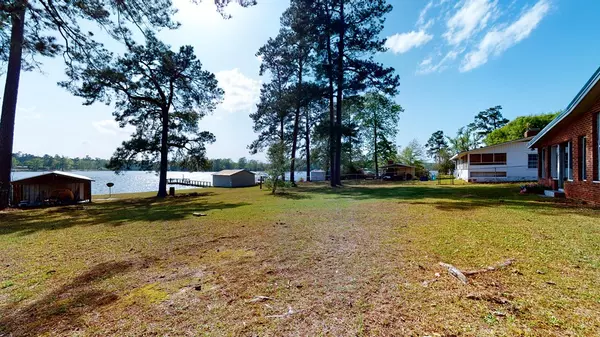 Manning, SC 29102,1514 LESESNE DR