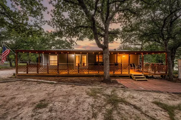 Gordon, TX 76453,995 Deer Trail