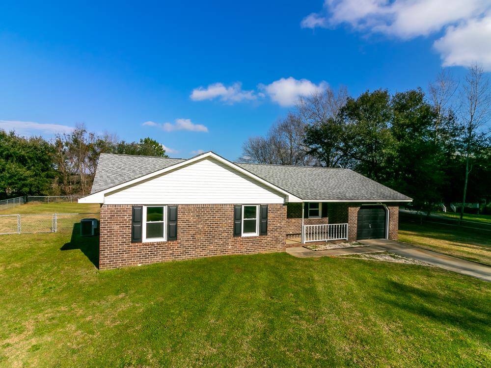 3305 Potts Lane, Dalzell, SC 29040