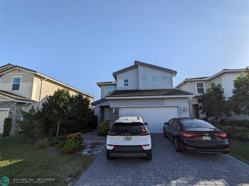 Deerfield Beach, FL 33064,1070 azul ct