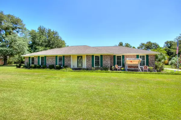 1069 MEDINAH DR, Manning, SC 29102