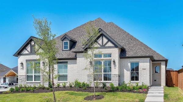 2128 Winding Creek Circle, Fort Worth, TX 76008