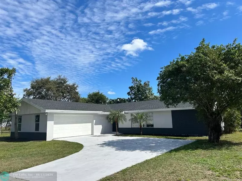 1819 Hiltonia Circle, West Palm Beach, FL 33407